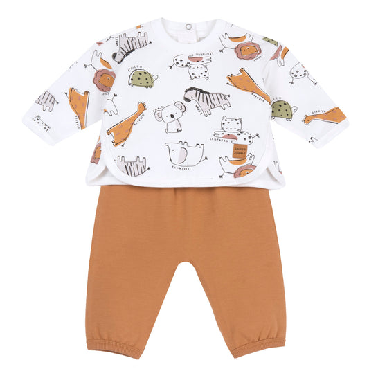 Completo maglia e pantaloni