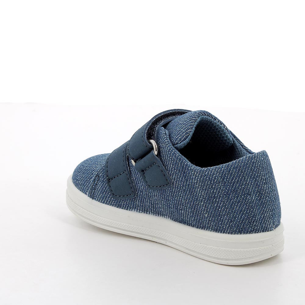 Scarpe da bambino blu con strappi
